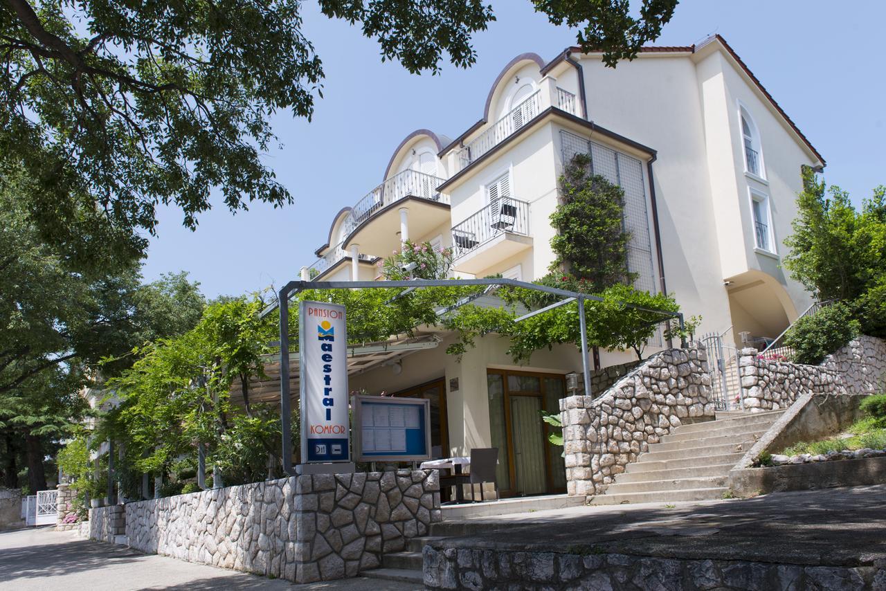 מלון נובי ווינודולסקי Pansion Maestral מראה חיצוני תמונה